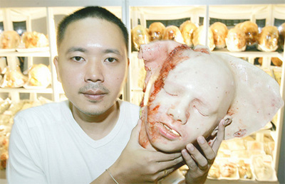 Kittiwat Unarrom : Bread Body Parts On Thai Bakery – 03 May 2012
